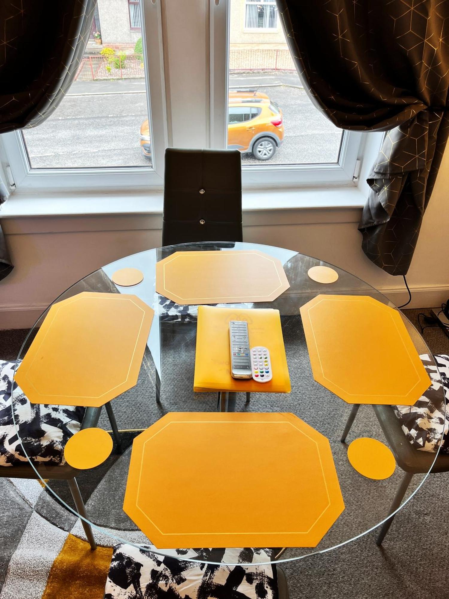 2 Bedrooms Entire Apartment Self Check In Kelty 外观 照片